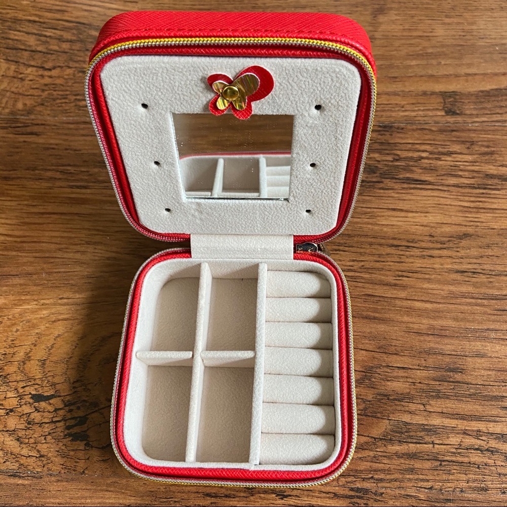 Compact Travel Jewelry Case